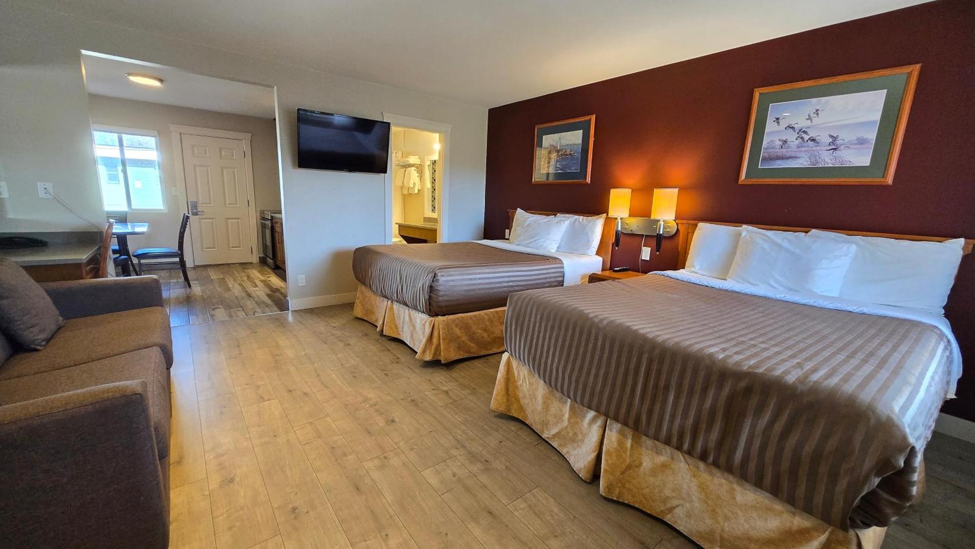 Sahara Courtyard Inn & Suites Osoyoos Exteriör bild
