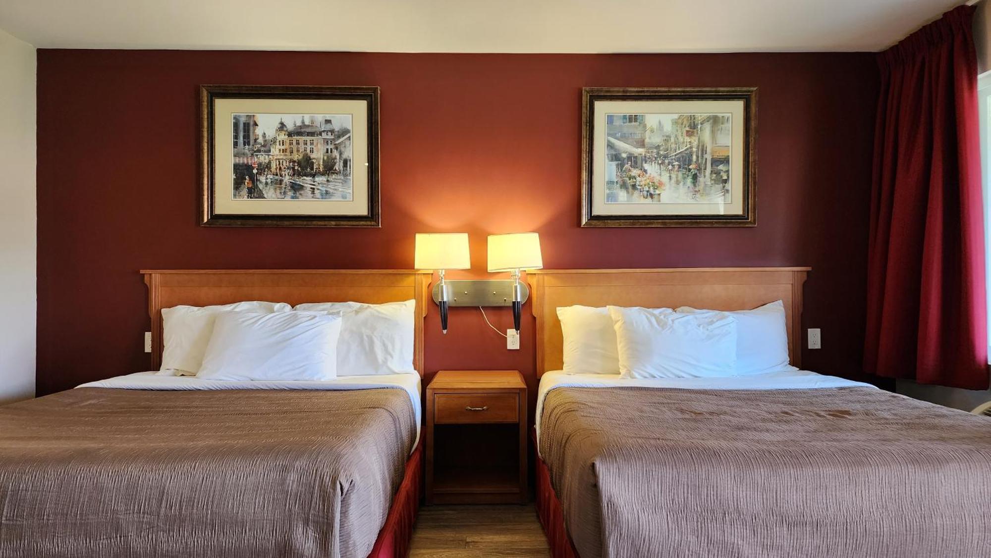 Sahara Courtyard Inn & Suites Osoyoos Exteriör bild